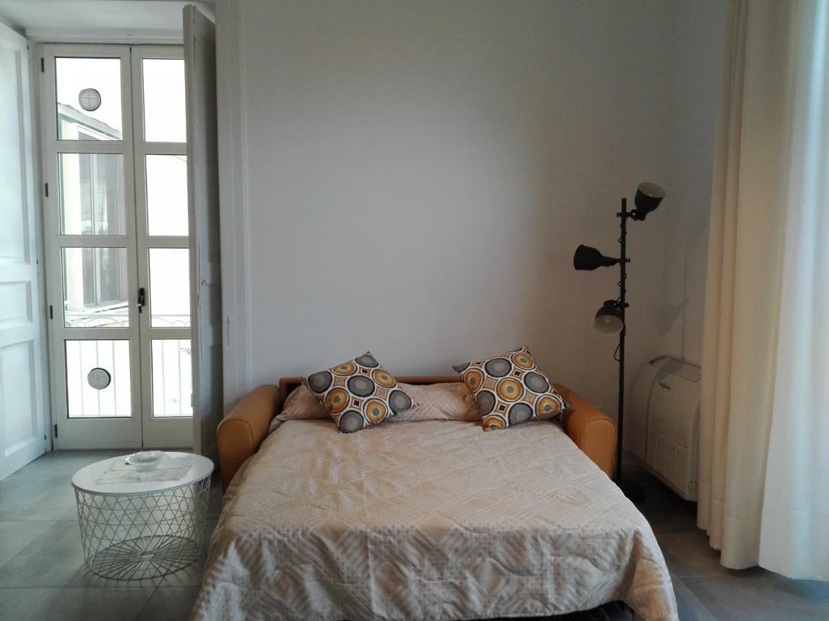 Nonna Vittoria Apartment Salerno Exterior foto